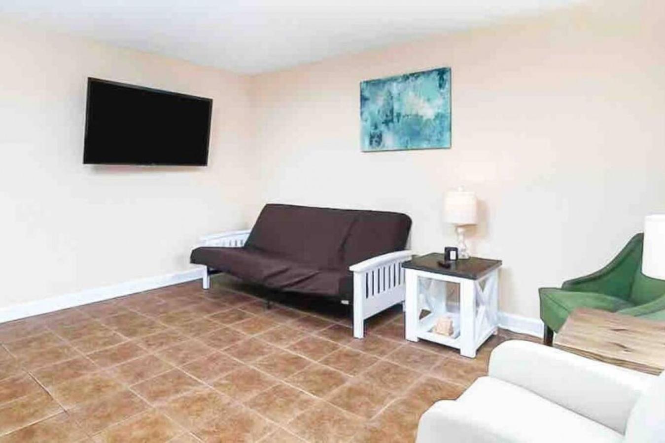 Convenient To Campus And The Square *